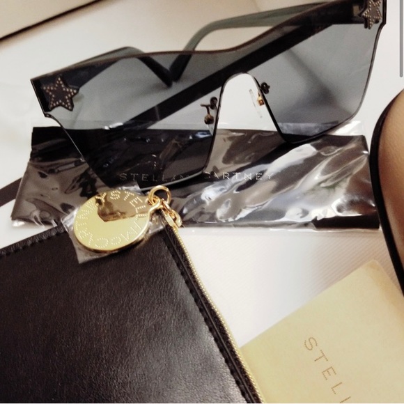 Stella McCartney Authentic Star Sunglasses NWT & Pouch - Picture 2 of 12